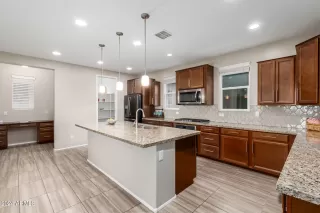 Photo #1: 6749502 Listing