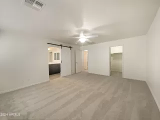 Photo #4: 6749570 Listing 