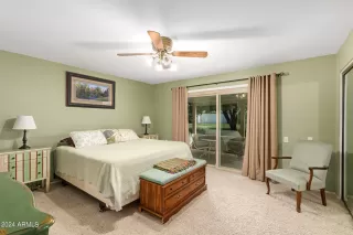 Photo #4: 6749748 Listing