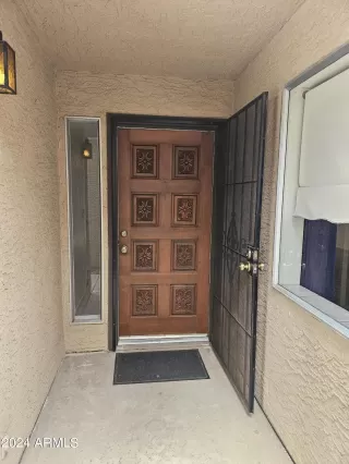 Photo #6: 6749926 Listing