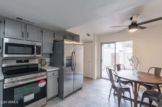 Photo #4: 6750035 Listing 