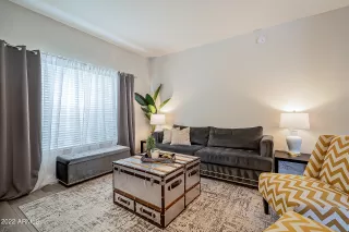 Photo #2: 6750062 Listing