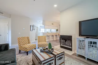 Photo #3: 6750062 Listing