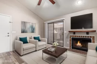 Photo #1: 6750068 Listing 