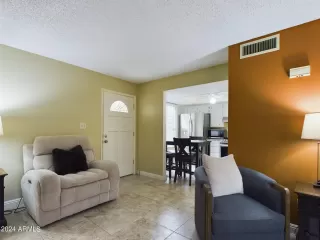 Photo #3: 6750786 Listing 