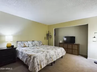 Photo #5: 6750786 Listing 