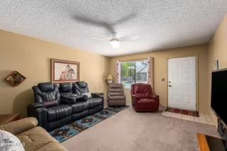 Photo #5: 6750842 Listing