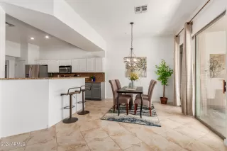 Photo #6: 6751276 Listing 