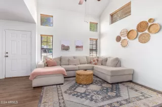 Photo #3: 6751293 Listing 