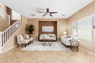 Photo #2: 6751335 Listing 