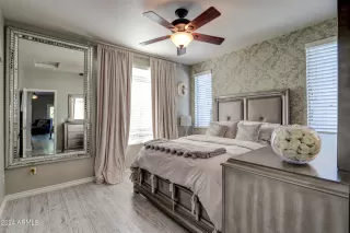 Photo #4: 6751405 Listing