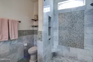 Photo #5: 6751405 Listing