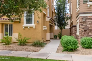 Photo #4: 6751664 Listing