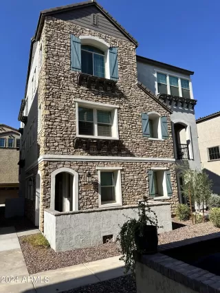 Photo #5: 6751748 Listing 