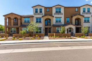 Photo #1: 6751755 Listing