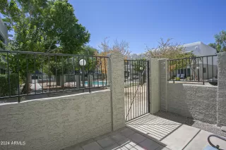 Photo #2: 6751796 Listing 