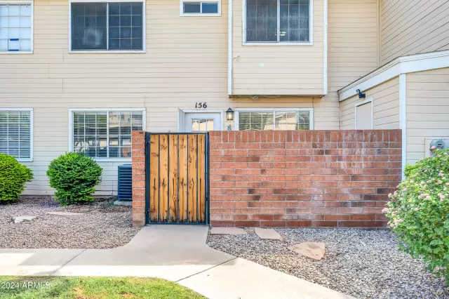 MLS: 6751994 Condo For Sale