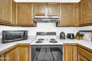 Photo #6: 6752012 Listing 