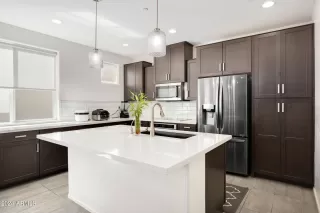 Photo #1: 6752020 Listing