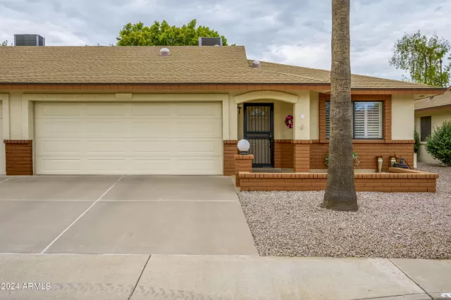 MLS: 6752116 Condo For Sale