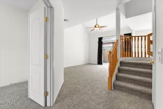 Photo #2: 6752619 Listing