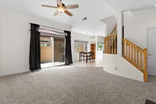 Photo #3: 6752619 Listing