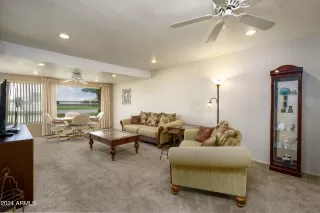 Photo #6: 6752762 Listing 