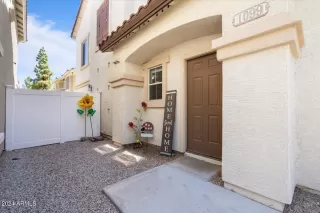 Photo #2: 6753166 Listing 