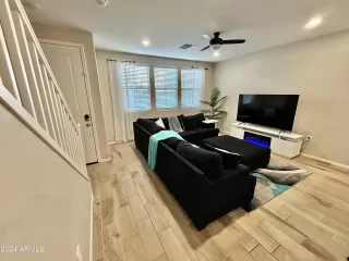 Photo #3: 6753446 Listing 