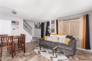 Photo #3: 6753756 Listing