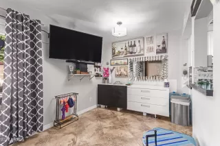 Photo #6: 6753756 Listing