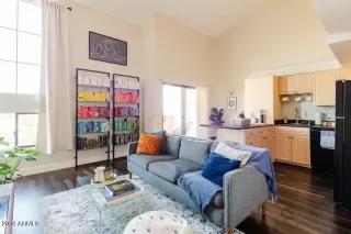 Photo #3: 6753771 Listing 