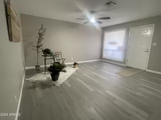 Photo #5: 6754130 Listing 