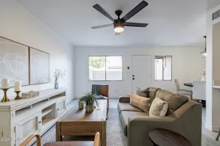 Photo #6: 6754188 Listing