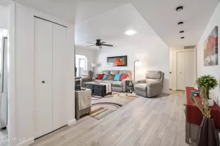 Photo #6: 6754411 Listing