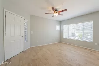 Photo #6: 6754530 Listing