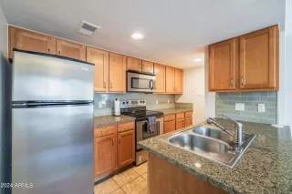 Photo #1: 6754603 Listing