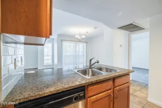 Photo #2: 6754603 Listing