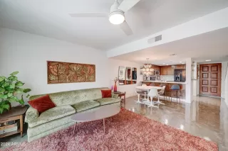 Photo #4: 6754889 Listing 