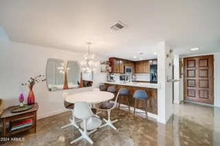 Photo #6: 6754889 Listing 