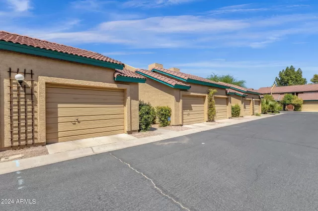 MLS: 6755039 Condo For Sale