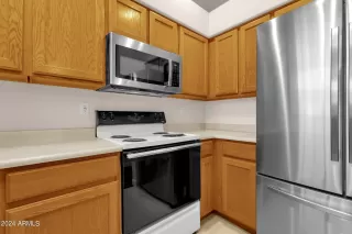 Photo #6: 6755039 Listing