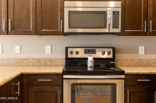 Photo #4: 6755048 Listing 