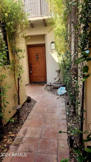 Photo #3: 6755605 Listing