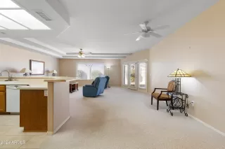 Photo #6: 6755725 Listing