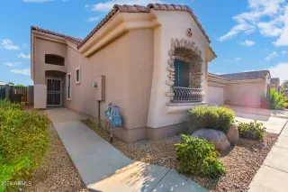 Photo #1: 6756023 Listing