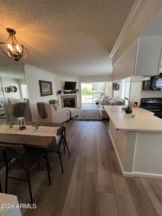 MLS: 6756147 Condo For Sale