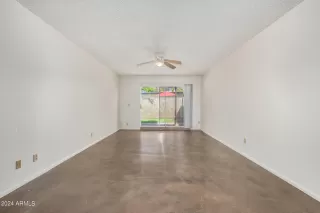 Photo #4: 6756168 Listing 