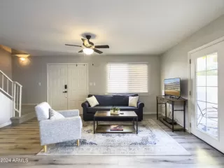 Photo #3: 6756249 Listing 