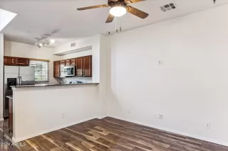 Photo #2: 6756537 Listing